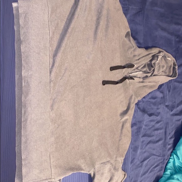Grey crop top hoodie - Picture 1 of 2